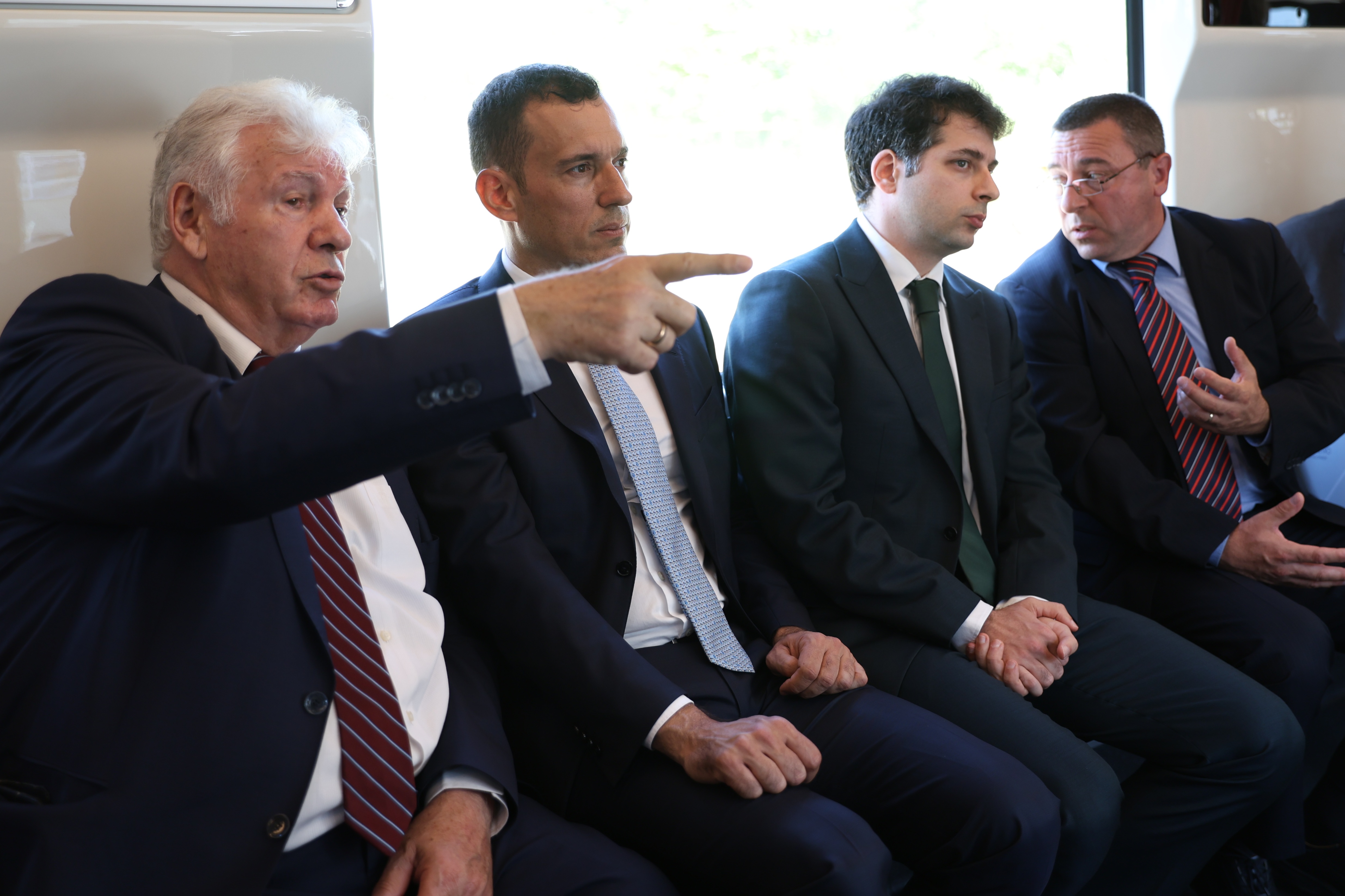 <p>София с чисто нови метровлакове по най-натоварените линии.</p>