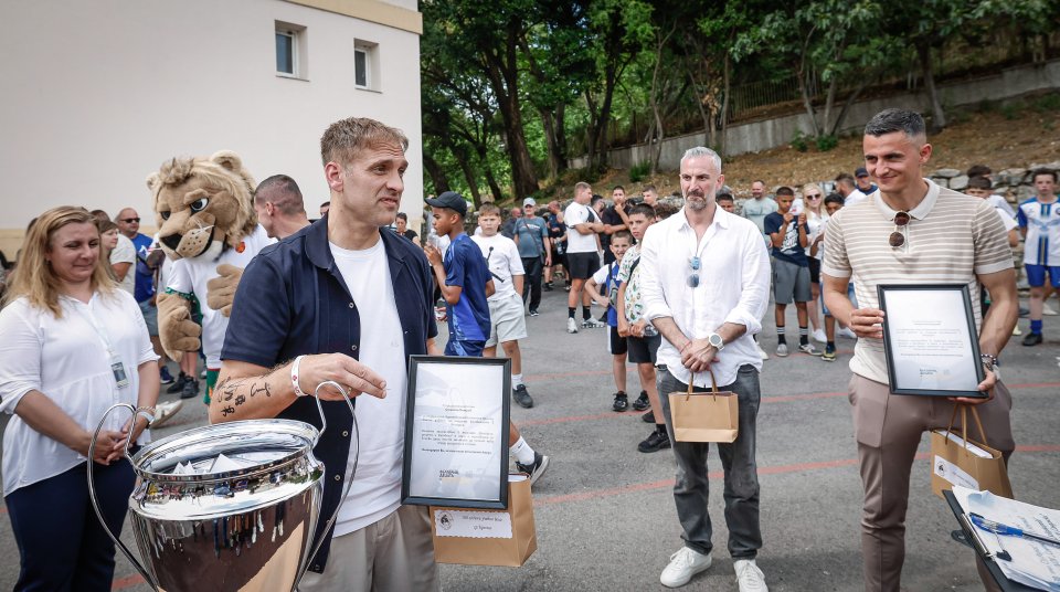 Детски футболен турнир в Кресна1
