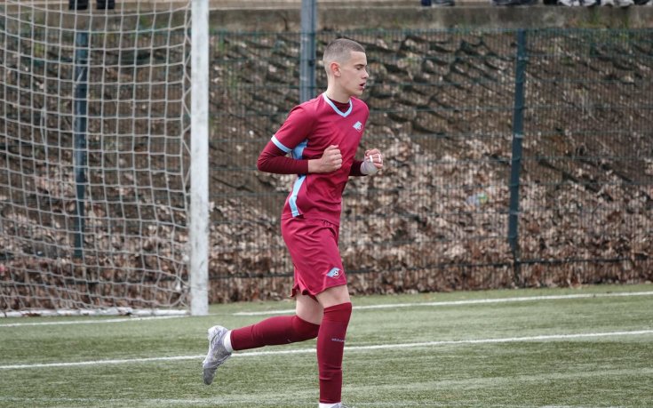 Септември U15 със силен финал на сезона, талант блесна с хеттрик