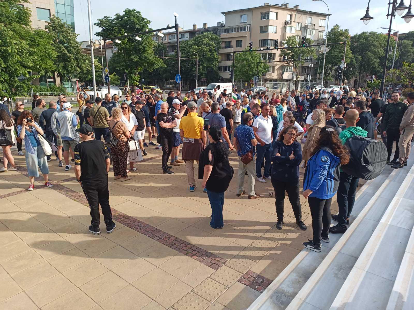 Протест срещу кмета Благомир Коцев във Варна