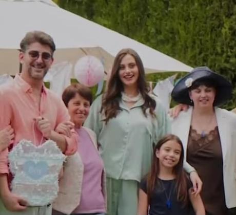 Ивелина Чоева вдъхновението и любимата жена на телевизионния водещ Александър Кадиев