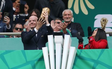 СНИМКИ: Всички интересни кадри от старта на Мондиал 2026 между Мексико и ЮАР