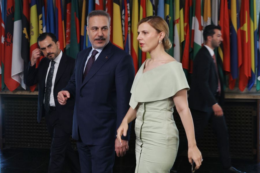 <p>Визията на Велислава Петрова на срещата с Хакан Фидан.</p>