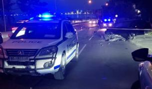 Автомобил помете жена на тротоар край Свети Влас