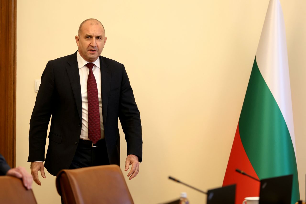 Радев и министър Василев представят СИГМА за мониторинг на обществени поръчки
