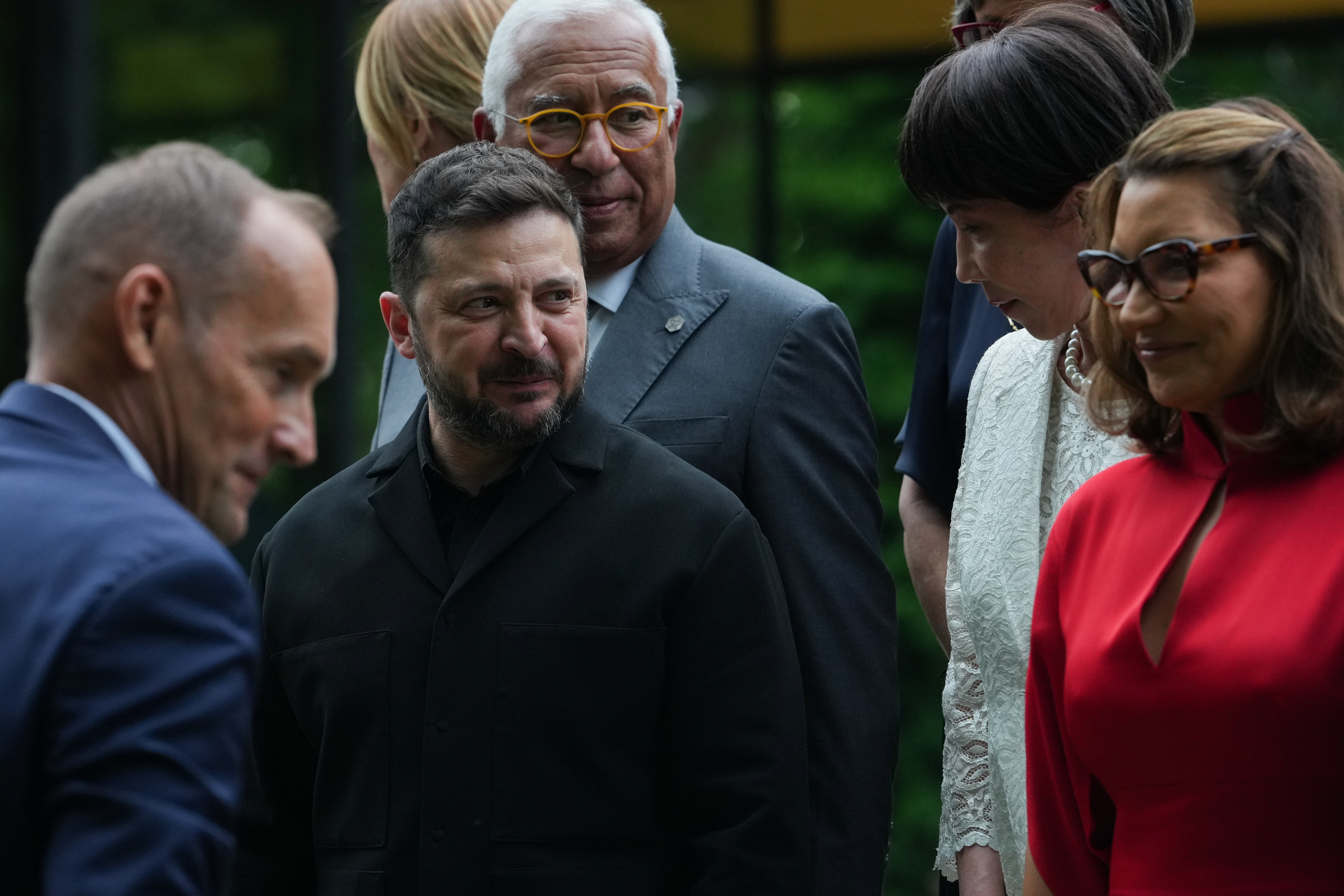 Лидерите на Г-7 единни в подкрепата за Украйна, увеличават натиска върху Русия