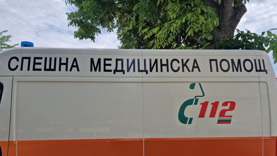 48-годишна жена е с опасност за живота след катастрофа край Павел баня