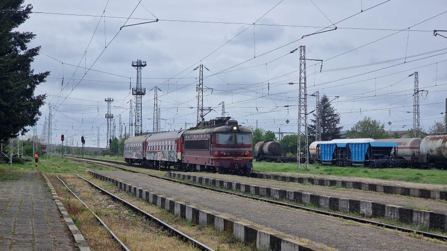Двама 17-годишни са в болница след токов удар край жп гарата в Стара Загора