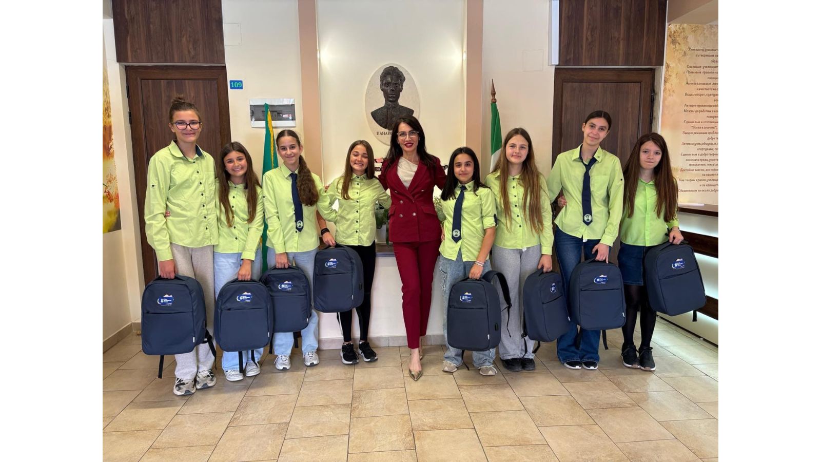 Приключи първото Национално състезание по киберсигурност за ученици, организирано от ЛЕВ ИНС