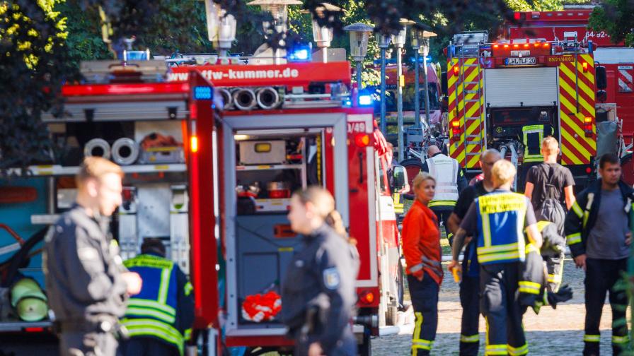 Двама души загинаха при пожар в болница в Германия