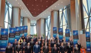 България подкрепя трансформацията на НАТО и по-големите инвестиции в отбраната