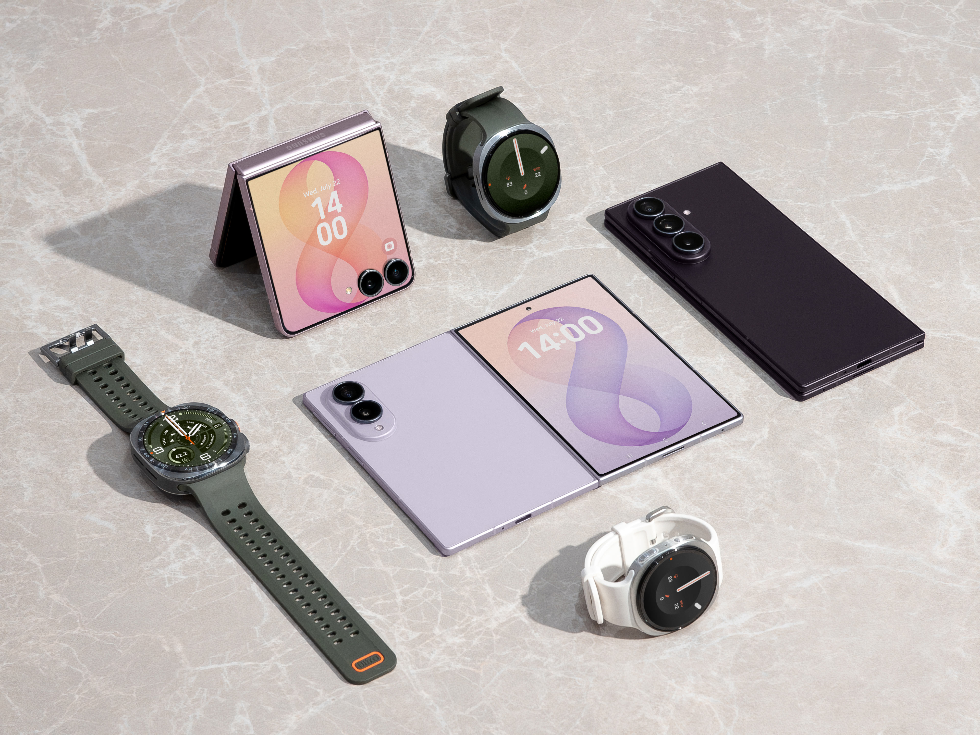 Три модела, три начина на живот: Как Samsung преосмисля сгъваемите технологии и грижата за здравето