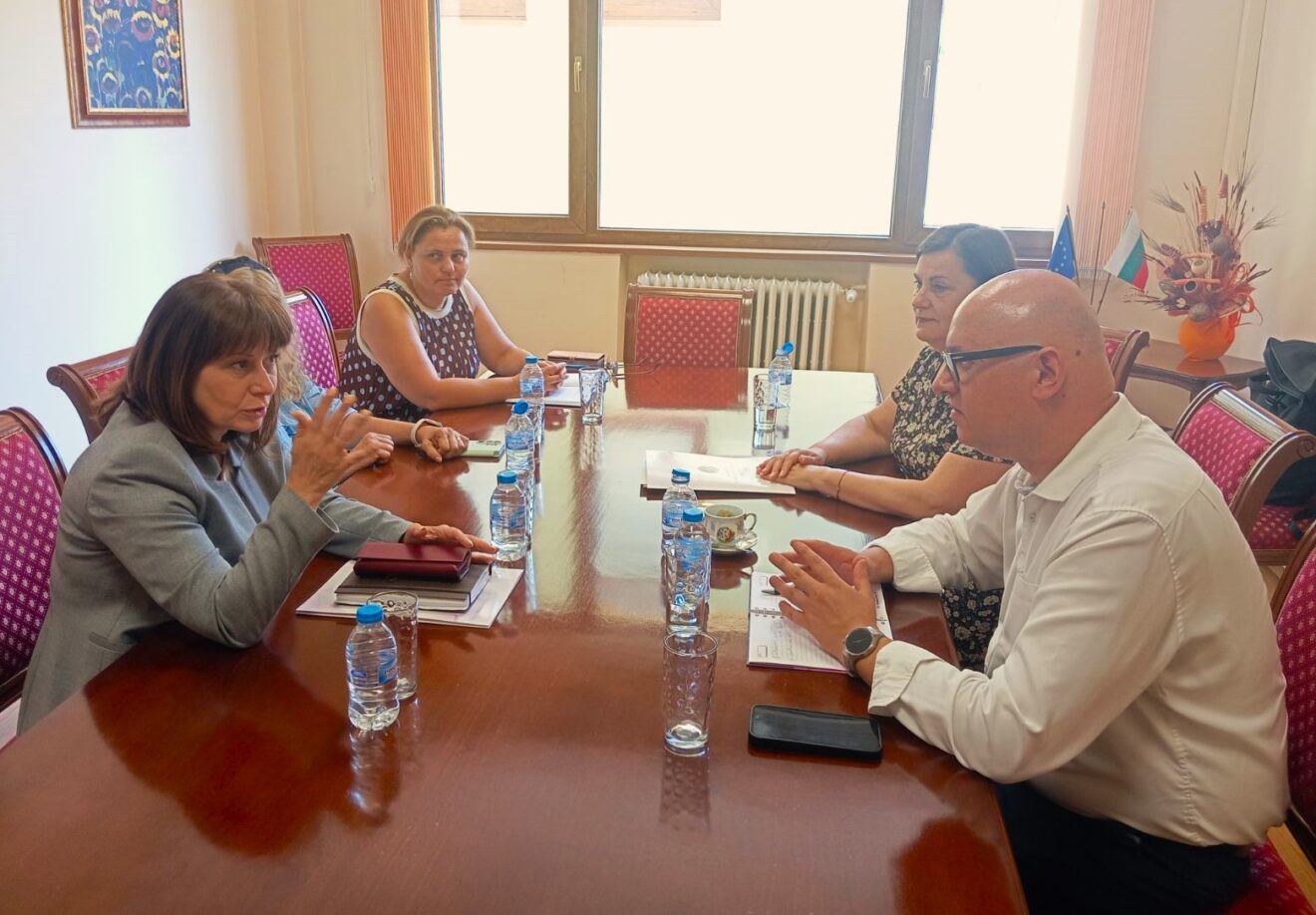 КНСБ предупреди за протести заради минималната заплата