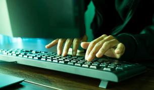 <p>Тайните на руските тролове: Защо най-мощното им оръжие не са фалшивите новини, а истината</p>