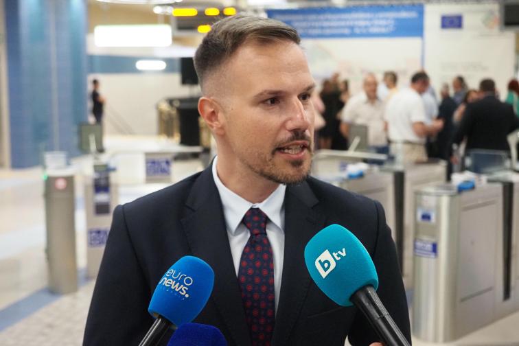 Откриха нови три метростанции от третата линия на метрото