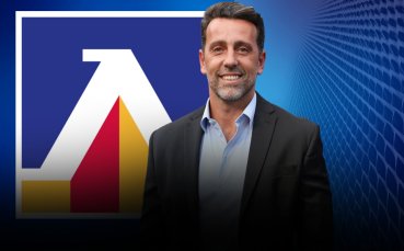 Огромна новина за Левски преди мачовете с АЕК Атина