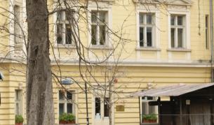 Липсващ документ спира ремонта на бившия Царски дворец в София