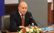 Радев: Държавният чадър на защита на тези хора пада