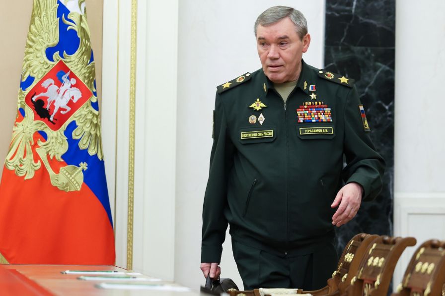 Украйна обвини Герасимов във военни престъпления за ударите по Киев