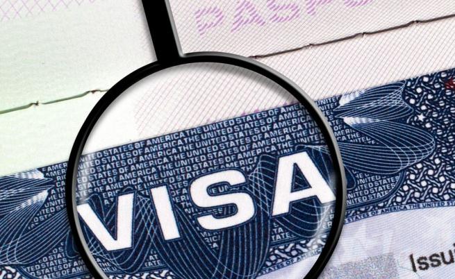 Тръмп замрази интервютата за американски визи по целия свят