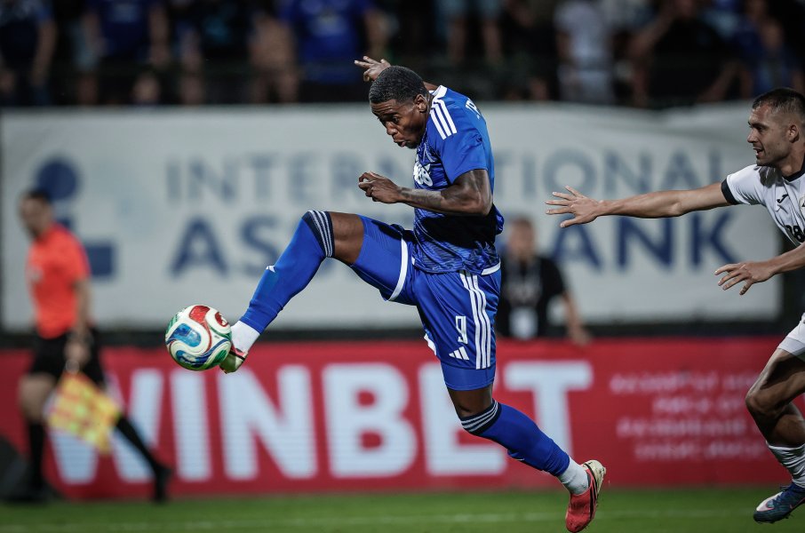 Славия Левски1