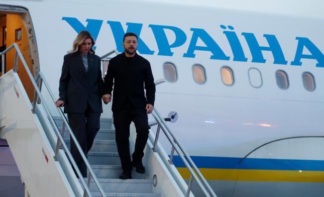 Зеленски пристигна на тридневно посещение в Канада