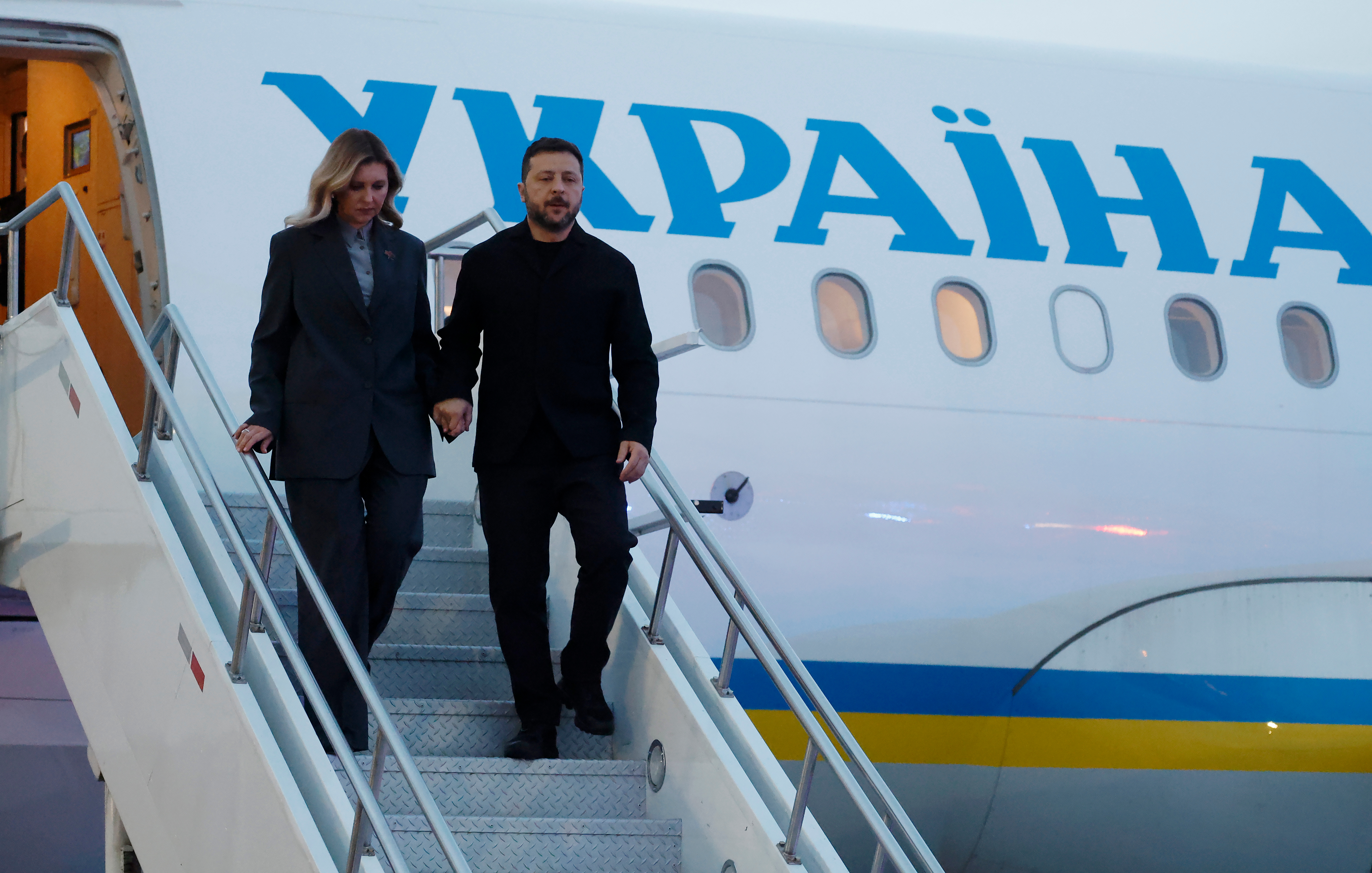 Президентът на Украйна Володимир Зеленски и съпругата му Олена Зеленска пристигат в Калгари, Канада. 9 септември 2026 г.