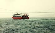 Кошмар в морето: Спасиха 103 души от изчезналия кораб, други 140 се издирват