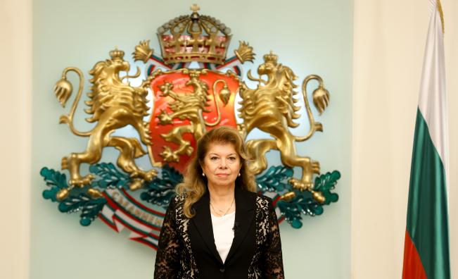 Йотова ще поиска оставката на председателя на НСО