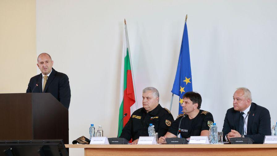 Радев към МВР: Не бъдете инструмент на политическа сила, няма значение кой е кандидатът