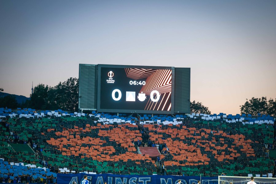Lewski Левски Залцбург1