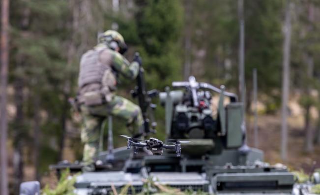Седем ранени при инцидент във военен лагер в Швеция