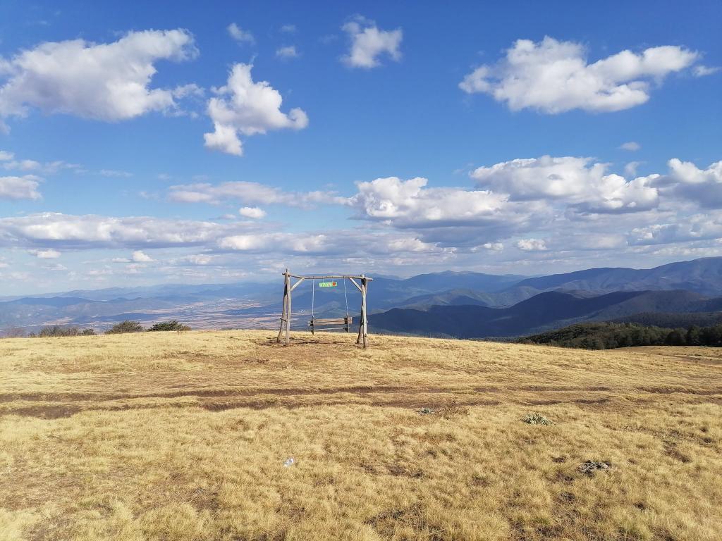 Панорамна люлка над Литаково