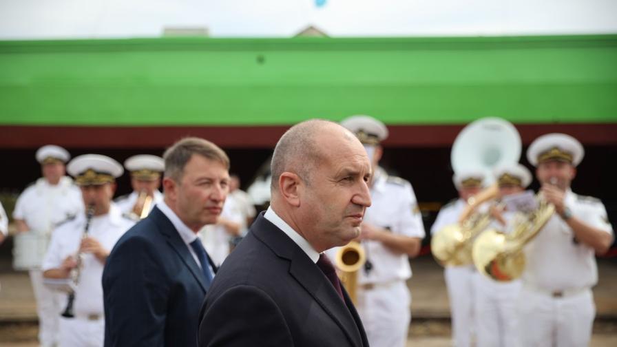 Спуснаха на вода изцяло български ферибот; Радев поиска Варна да стане индустриален център