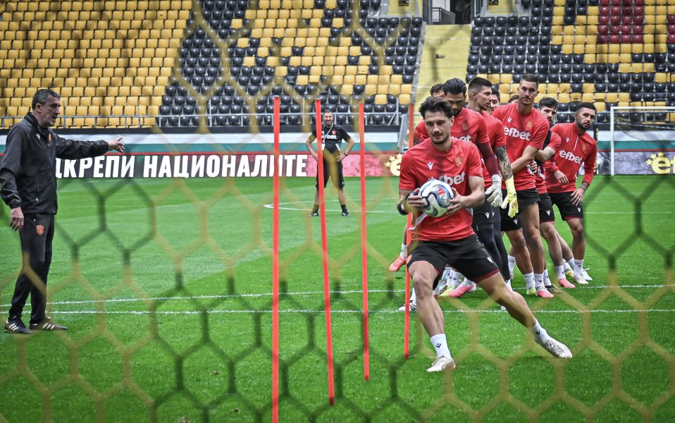 Тренировка на националния отбор по футбол1