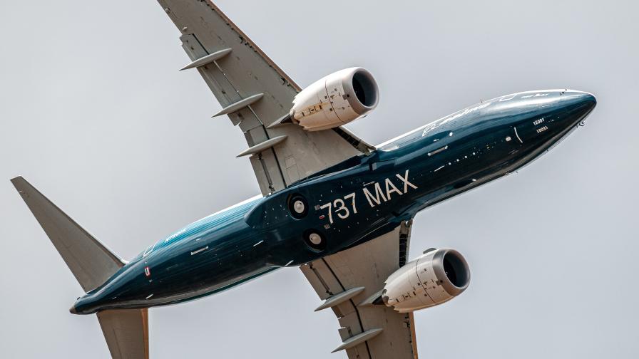 Отлагат сертифицирането на Boeing 737 MAX 10 заради софтуерен проблем