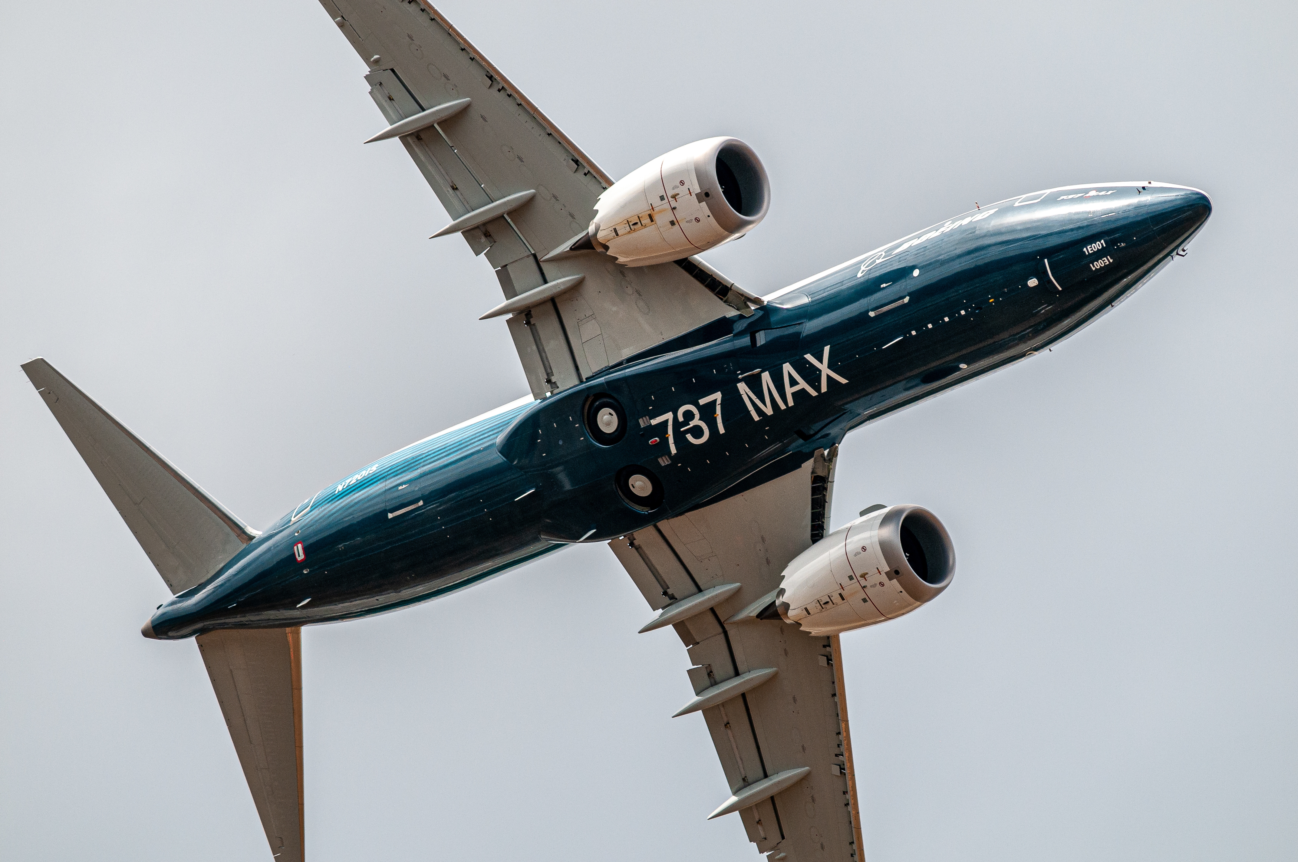 Отлагат сертифицирането на Boeing 737 MAX 10 заради софтуерен проблем