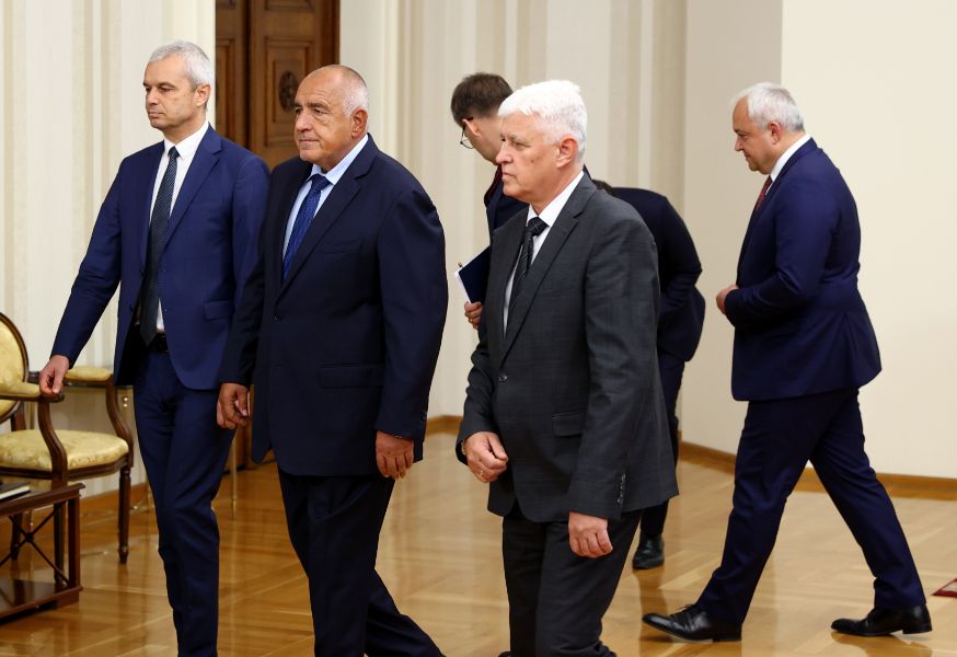 <p>КСНС се събра заради рисковете за морската сигурност.</p>