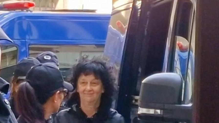 От ареста Попова подаде оставка като декан на Медицинския факултет в Пловдив