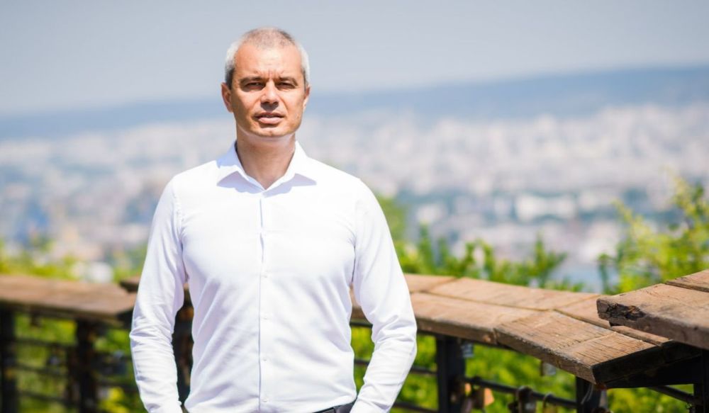 Кандидатът за президент Костадин Костадинов отвори дома си и сподели интересни моменти за себе си