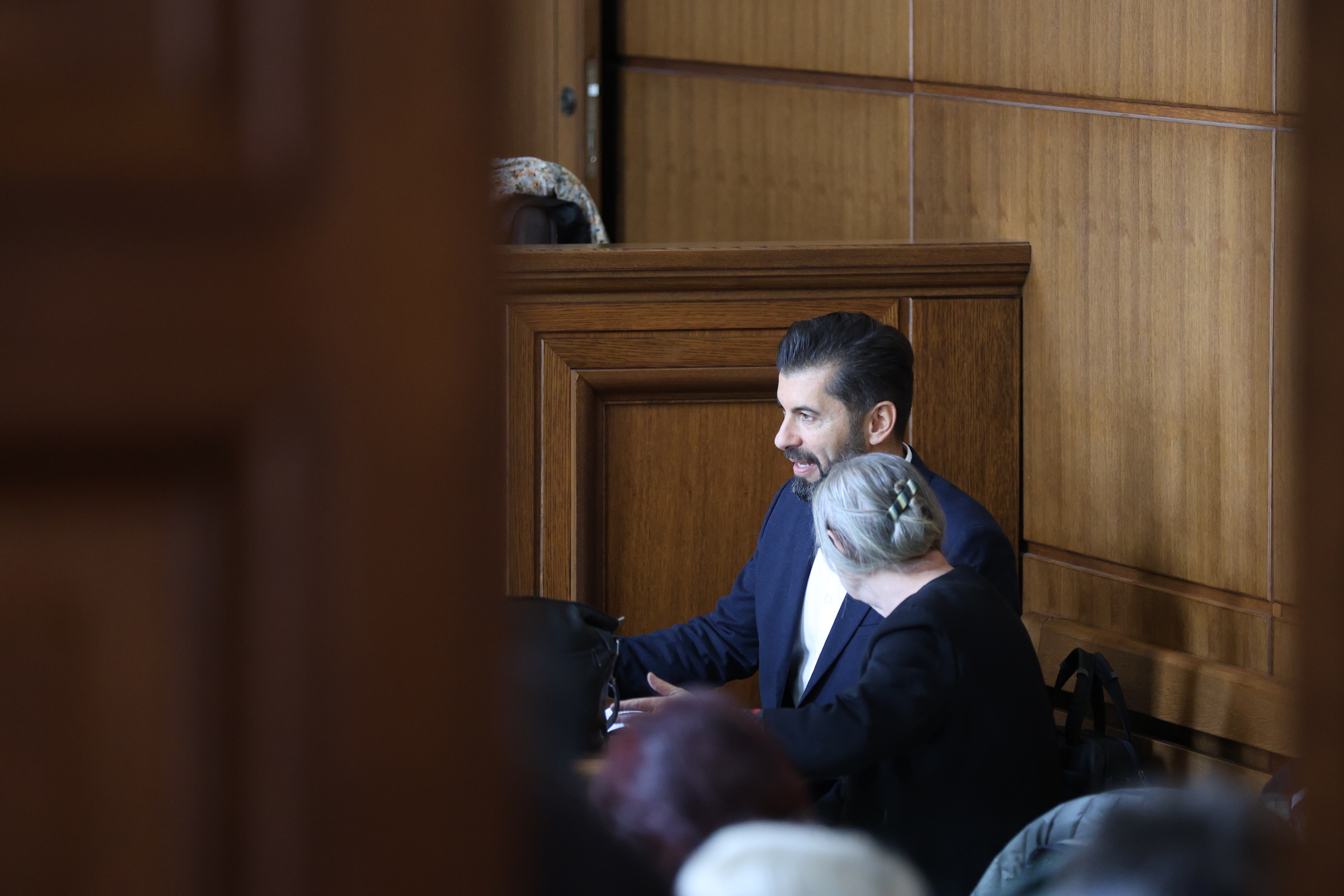 Разпитват Василев и Рашков за Кирил Петков и Борисов