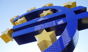 Европейската комисия планира евро за всички