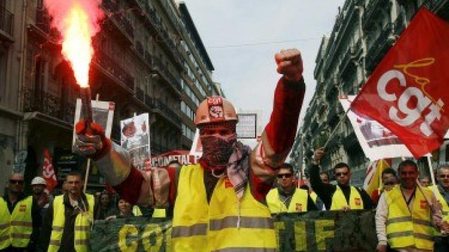 Общонационален ден на стачки парализира Франция