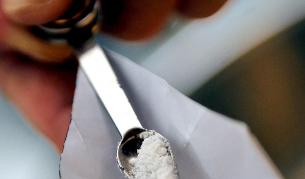 В Испания хванаха сервиз, направен от кокаин 