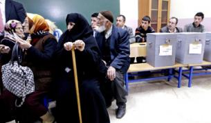 Пет жертви и почти 100 ранени на местните избори в Турция