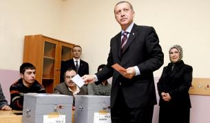 Ердоган с трудна победа на местните избори в Турция