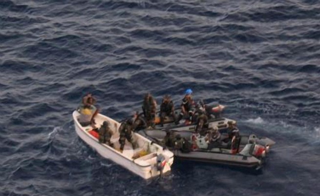 Френска фрегата хвана 11 пирати