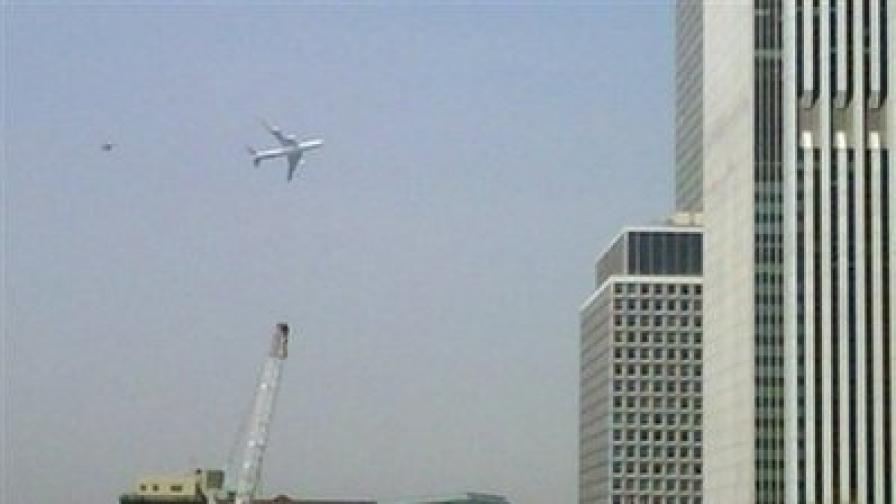Самолети предизвикаха паника в Манхатън