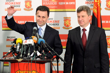 Рейтингът на новия македонски президент се срина