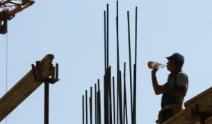 Утре е последния ден от 2009 г., в който ще работим за държавата